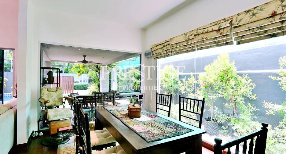 For sale 4 bedrooms house in Bang Lamung, Chonburi