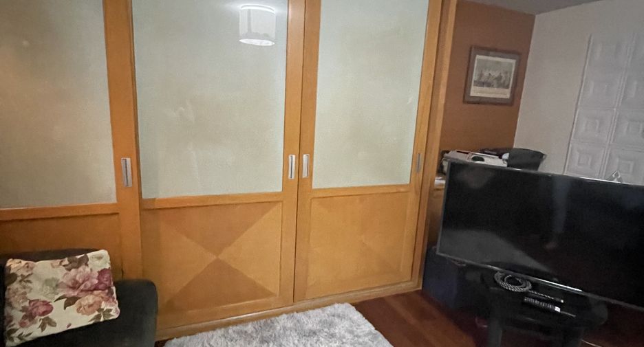 For sale スタジオ condo in Watthana, Bangkok