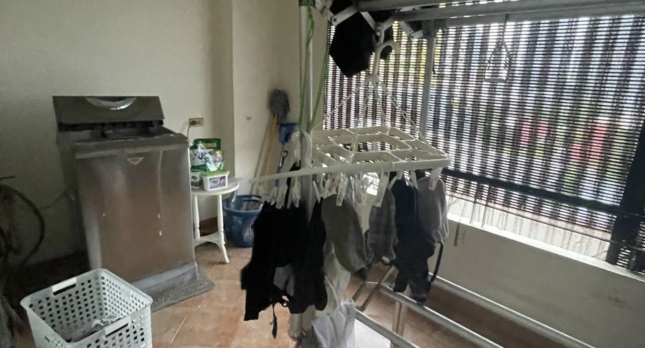 For sale スタジオ condo in Watthana, Bangkok