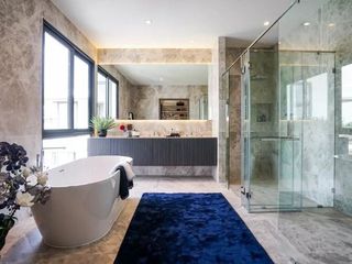 For sale 3 Beds house in Huai Khwang, Bangkok