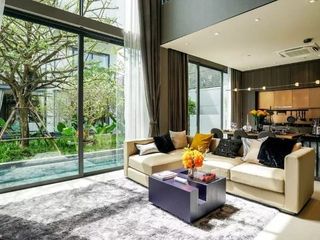 For sale 3 Beds house in Huai Khwang, Bangkok