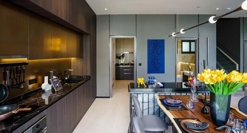 For sale 3 Beds house in Huai Khwang, Bangkok