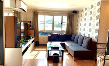 For sale 2 bed condo in Huai Khwang, Bangkok