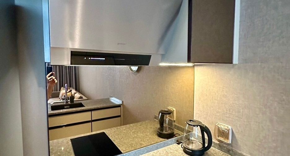 For rent 1 bed condo in Watthana, Bangkok