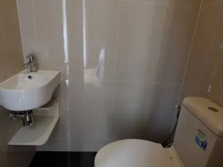 For sale studio condo in Khlong Toei, Bangkok