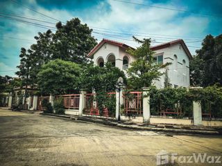 For sale 5 Beds house in Lat Phrao, Bangkok
