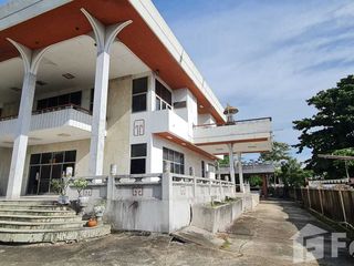 For sale 6 Beds house in Thon Buri, Bangkok
