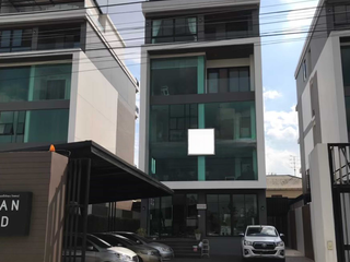 For rent office in Lat Phrao, Bangkok