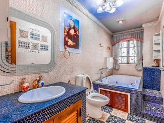 For sale 6 Beds house in Lak Si, Bangkok