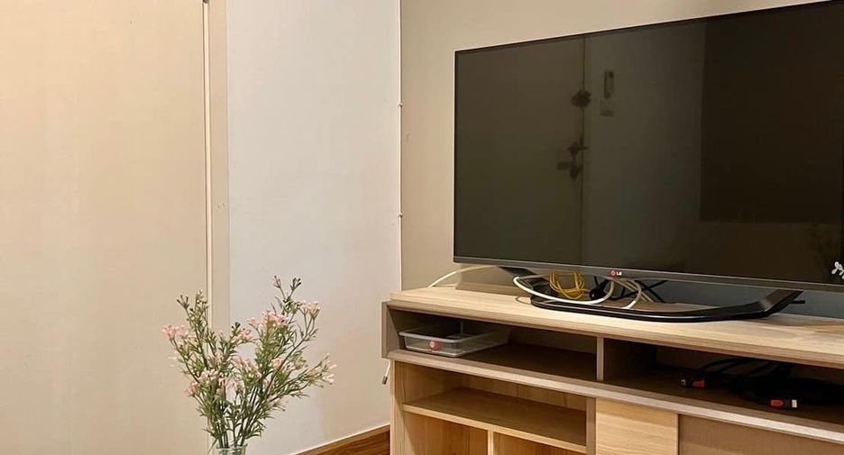 For sale 1 bed condo in Khlong Toei, Bangkok