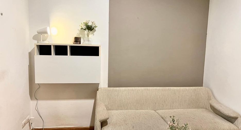 For sale 1 bed condo in Khlong Toei, Bangkok