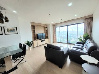 For sale 2 bed condo in Watthana, Bangkok