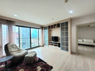 For sale 2 bed condo in Watthana, Bangkok
