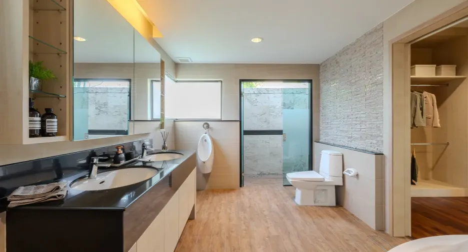 For rent 3 bedrooms house in Huay Yai, Pattaya