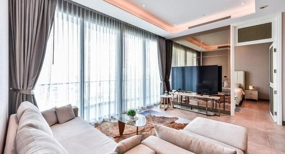 For rent 2 bed condo in Khlong San, Bangkok