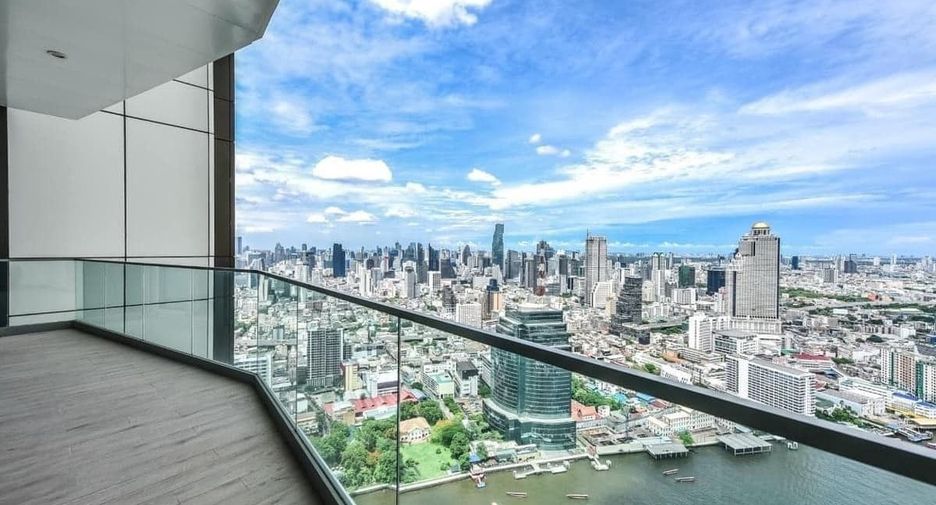 For rent 2 bed condo in Khlong San, Bangkok