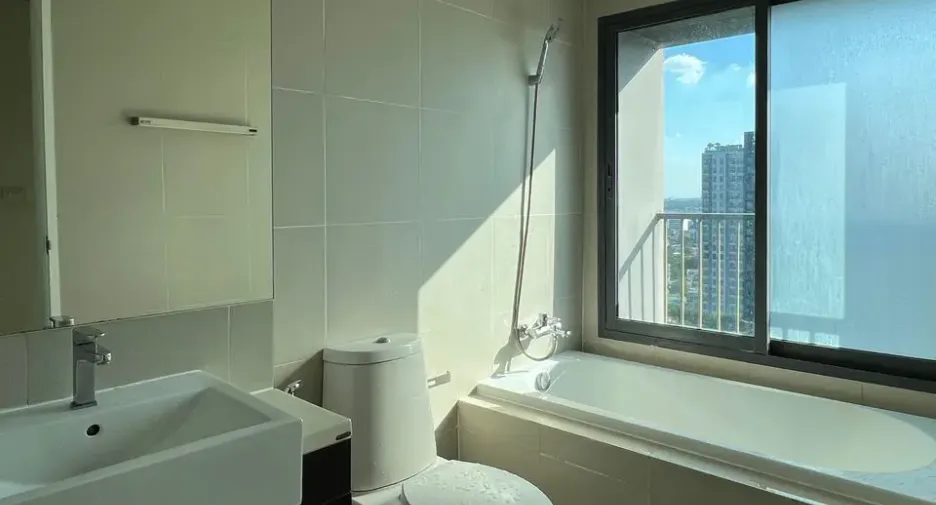 Wohnung zur Miete mit 1 Zimmer in Khlong Toei, Bangkok