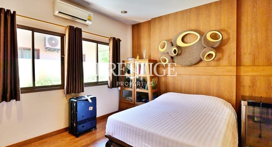 For sale 3 bedrooms house in Huay Yai, Pattaya