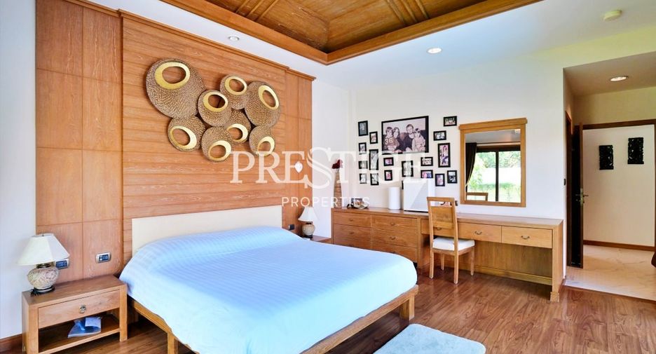 For sale 3 bedrooms house in Huay Yai, Pattaya