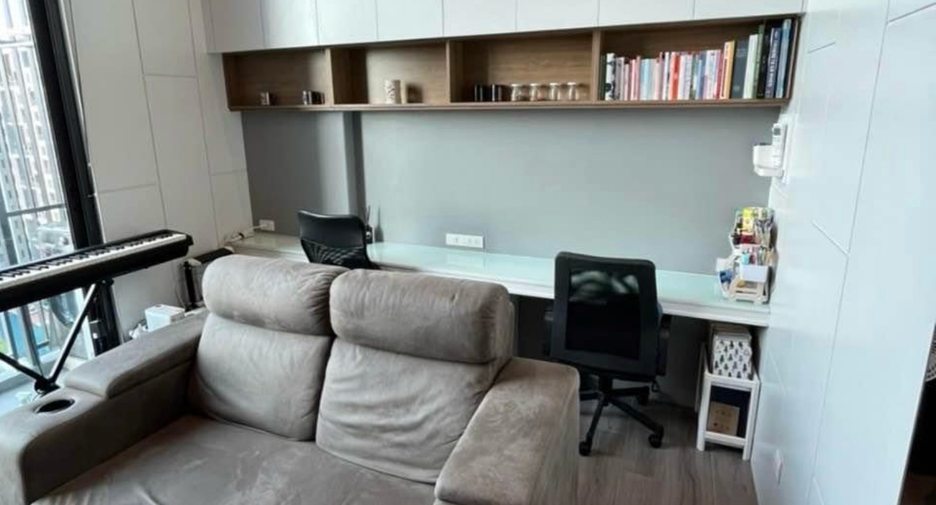 For sale 1 bed condo in Phaya Thai, Bangkok