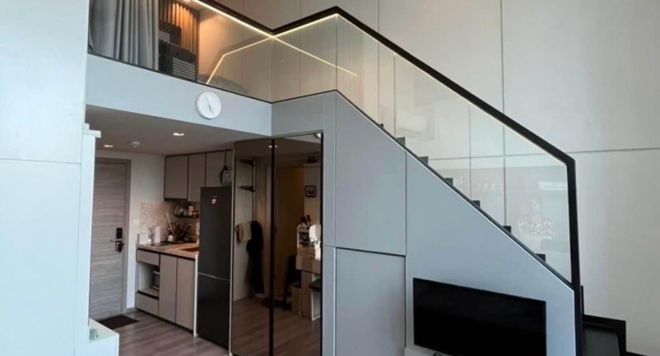 For sale 1 bed condo in Phaya Thai, Bangkok