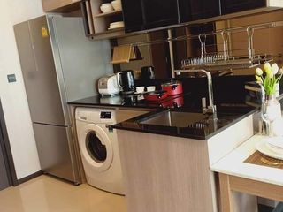 For sale 1 Beds condo in Huai Khwang, Bangkok