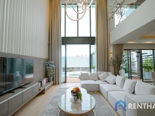 Villa en venta de 5 habitaciones en Bang Lamung, Chonburi