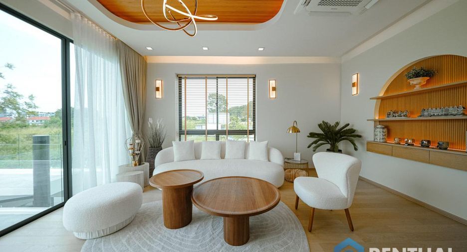 For sale 5 bedrooms villa in Bang Lamung, Chonburi