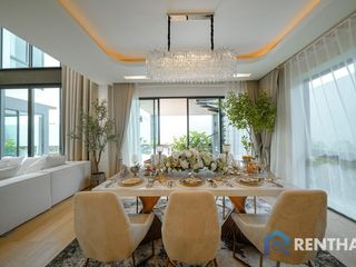Villa en venta de 5 habitaciones en Bang Lamung, Chonburi