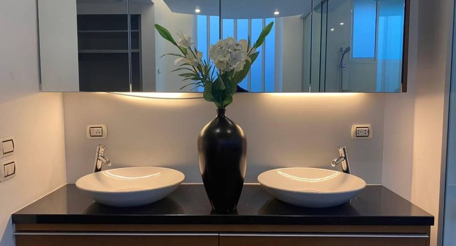 For sale 2 bedrooms condo in Sattahip, Chonburi