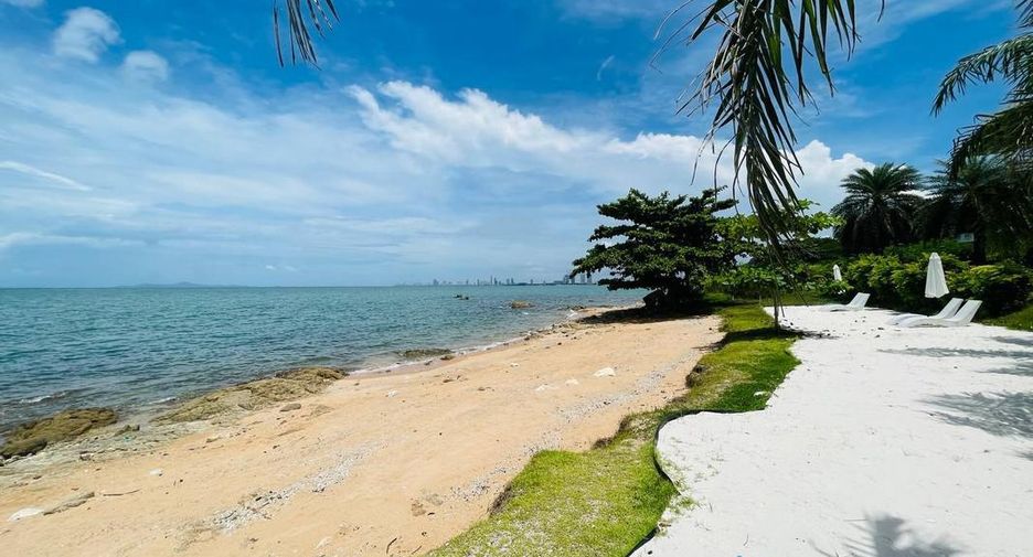 For sale 2 bedrooms condo in Sattahip, Chonburi
