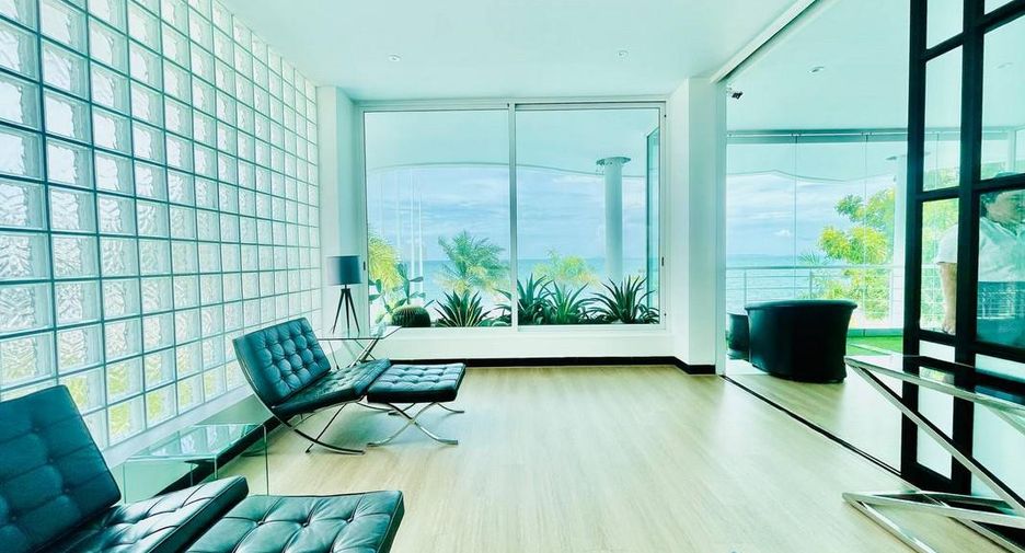 For sale 3 bedrooms condo in Sattahip, Chonburi