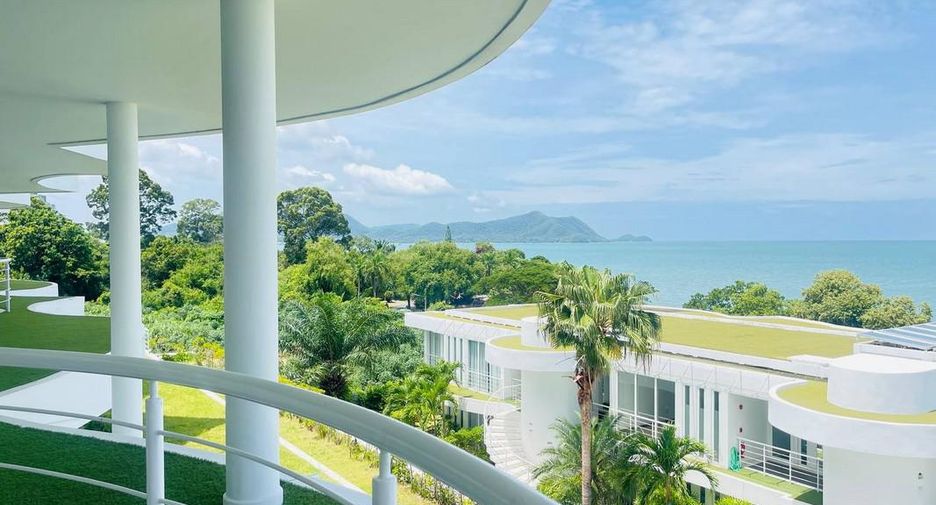 For sale 3 bedrooms condo in Sattahip, Chonburi