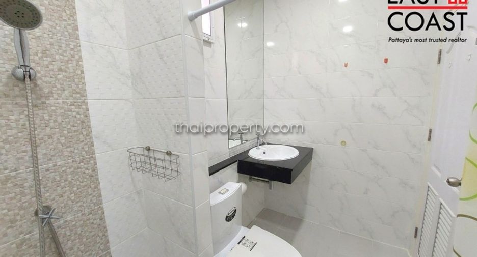 For sale 3 ベッドルーム house in Sattahip, Chonburi