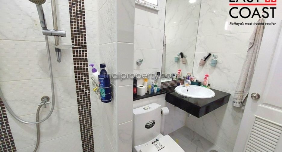 For sale 3 ベッドルーム house in Sattahip, Chonburi