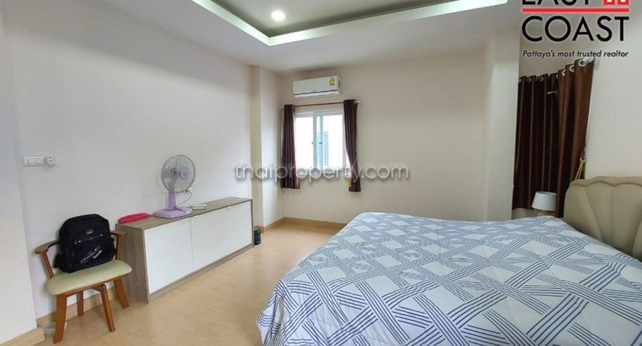 For sale 3 ベッドルーム house in Sattahip, Chonburi