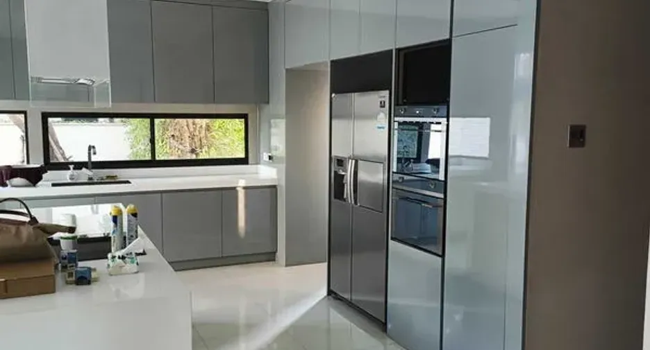 For rent and for sale 4 bedrooms house in Mueang Nonthaburi, Nonthaburi