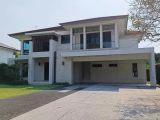 For rent そして for sale 4 ベッドルーム house in Mueang Nonthaburi, Nonthaburi