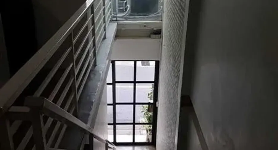 For sale retail Space in Bang Rak, Bangkok
