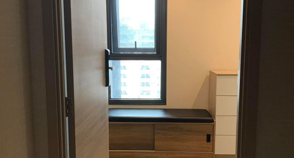 For sale 1 Beds condo in Phaya Thai, Bangkok