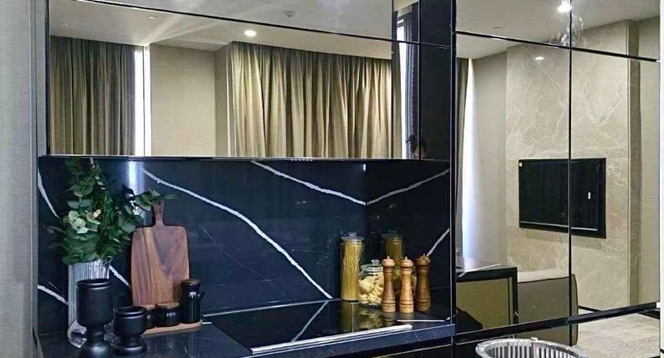 For rent 3 bed condo in Khlong Toei, Bangkok