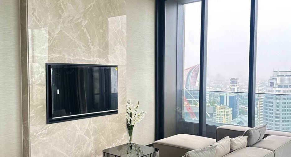 For rent 3 bed condo in Khlong Toei, Bangkok
