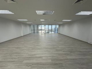 For rent 1 bed office in Huai Khwang, Bangkok