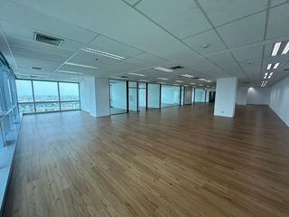 For rent 1 bed office in Huai Khwang, Bangkok