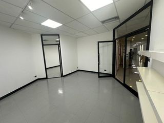 For rent 1 bed office in Huai Khwang, Bangkok