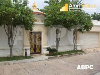 À louer et à vendre 2 chambres maison à Na Jomtien, Pattaya