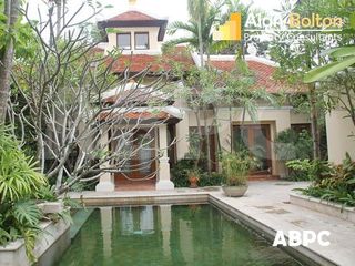 À louer et à vendre 2 chambres maison à Na Jomtien, Pattaya