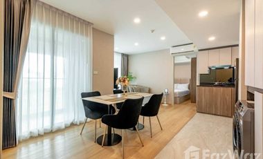 For rent 2 bed condo in Huai Khwang, Bangkok