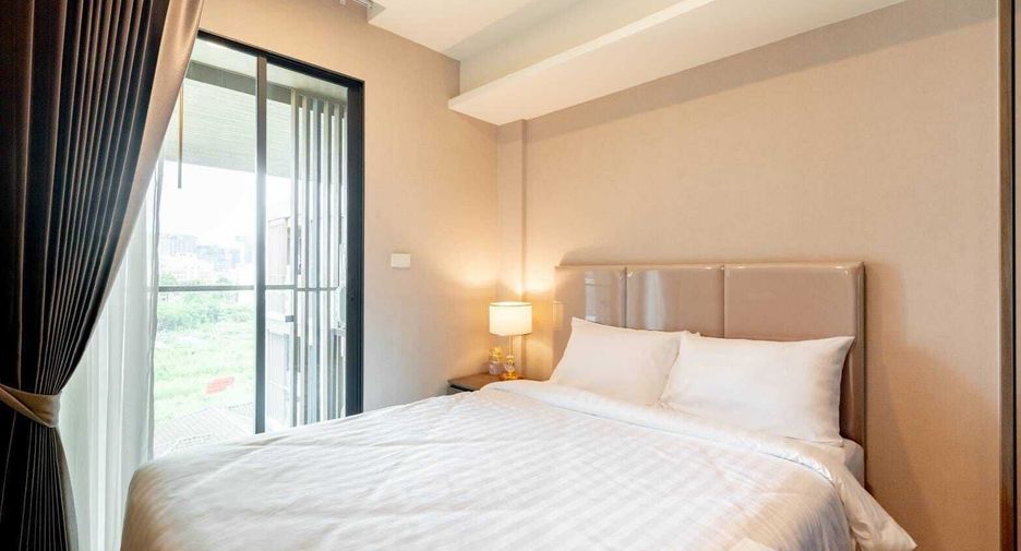 For rent 2 bed condo in Huai Khwang, Bangkok