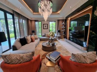 For sale 6 Beds house in Bang Khae, Bangkok